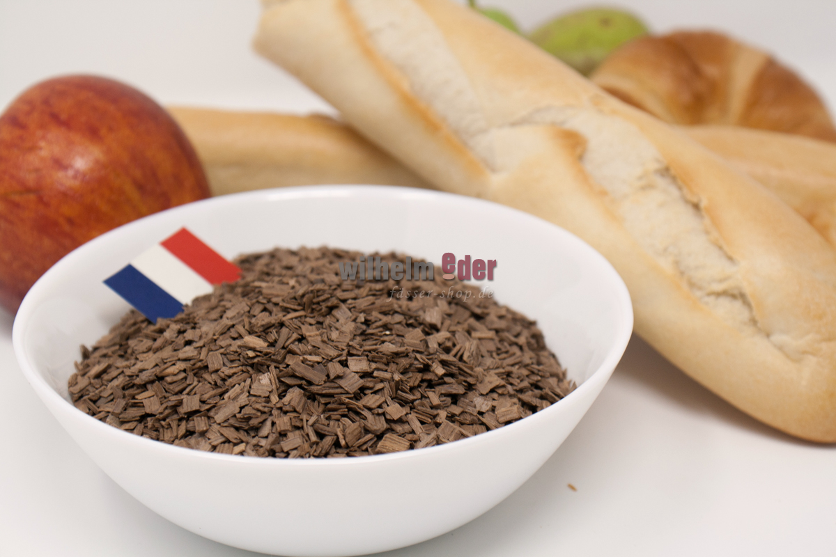 Holzchips_fo_small_medium_toast_1DJLCH04em7d85 Oak chip - FO - 2 mm toasted - ēvOAK