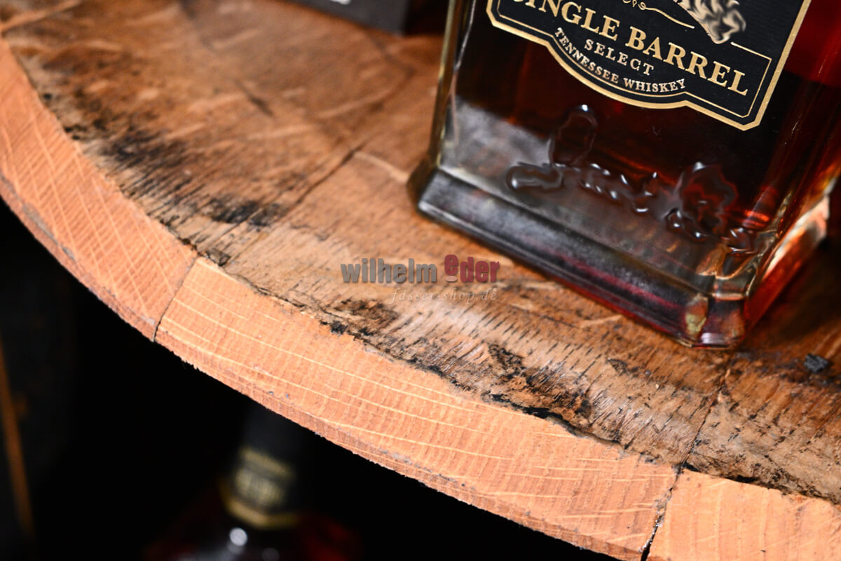 regalfass_jack_daniels_mit_tuer_und_glasscheibe_4