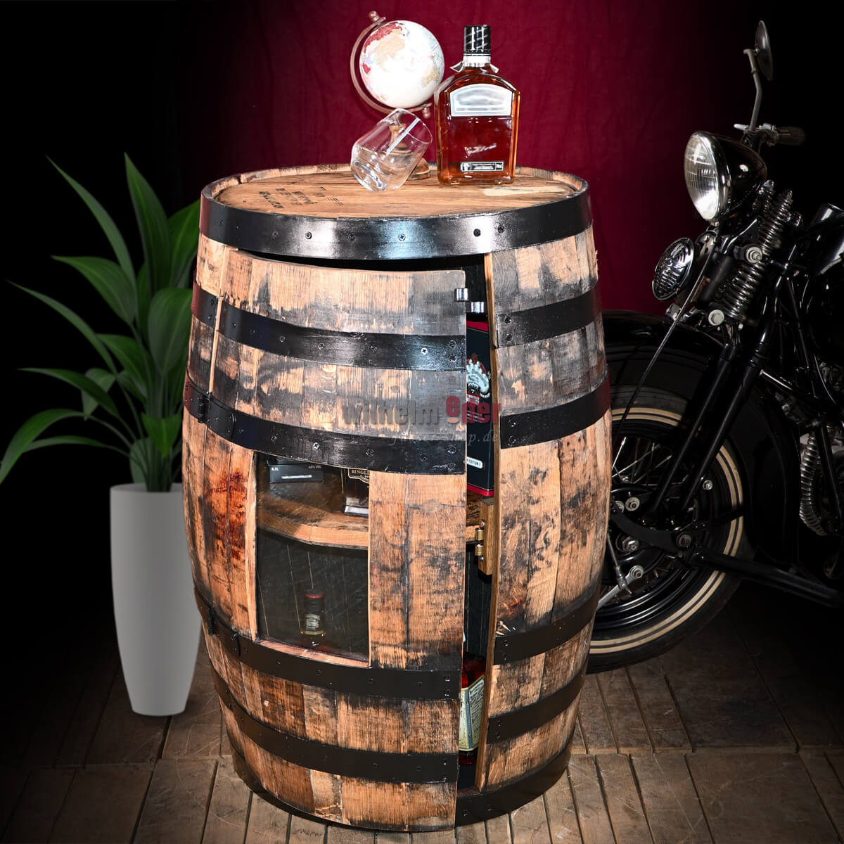 regalfass_jack_daniels_mit_tuer_und_glasscheibe_1_1 Shelf barrel - original Jack Daniel's barrel with door