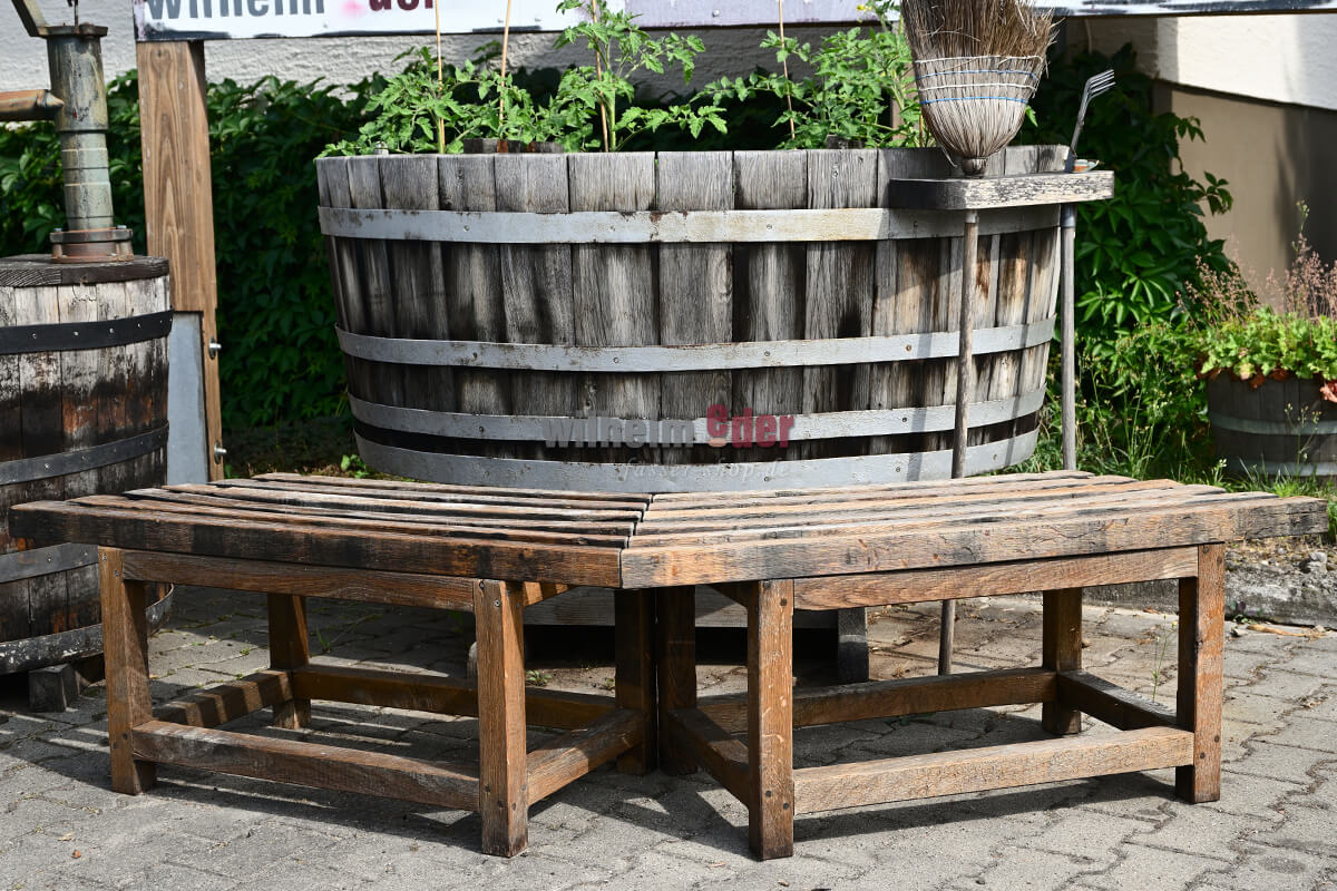 aussenbank_badebottich_wasserfass_2