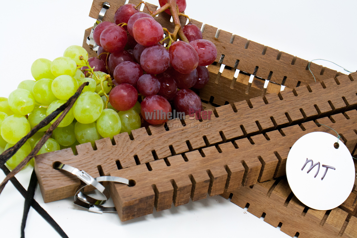 cross_cut_staves_medium_2